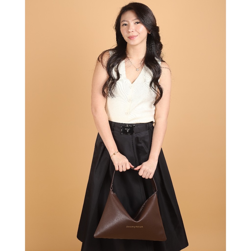 Anonymous Lucky Shoulder Bag 38 Swift Leather No Brand (Tas Kulit)