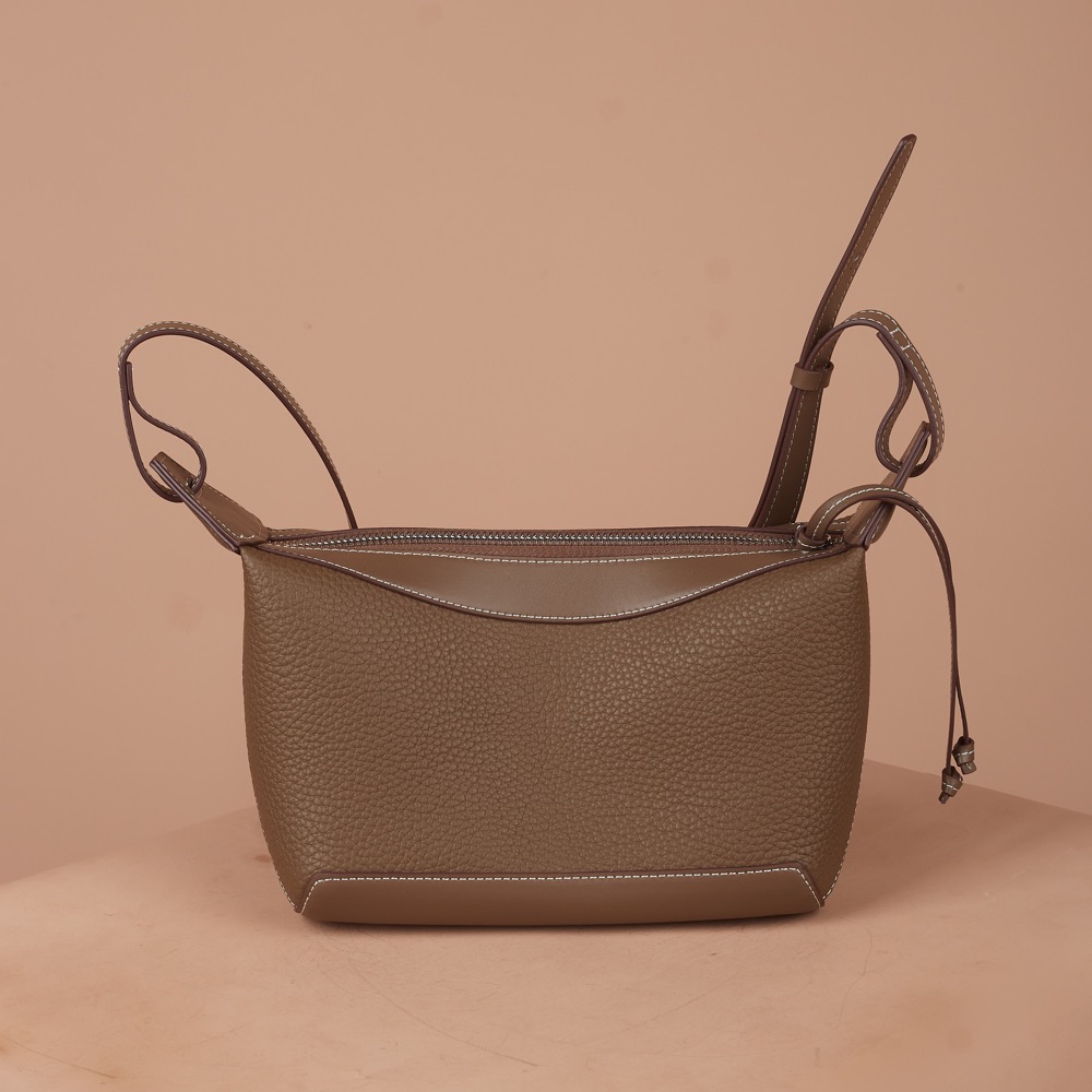 Anonymous Delia Shoulder Bag Grained Leather No Brand (Tas Kulit)