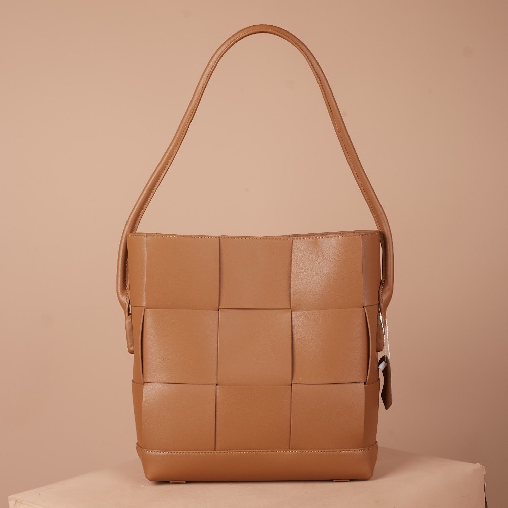 Anonymous Rossette Shoulder Bag Calfskin No Brand (Tas Kulit)