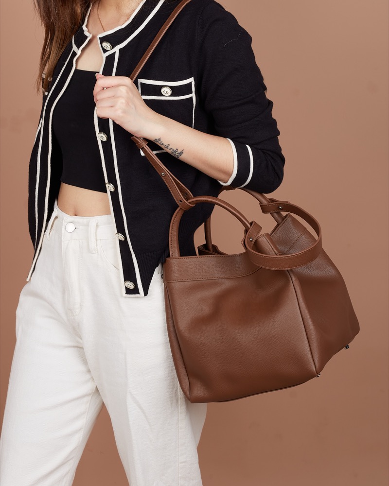 Anonymous Willow Bucket Bag Swift Leather No Brand (Tas Kulit)