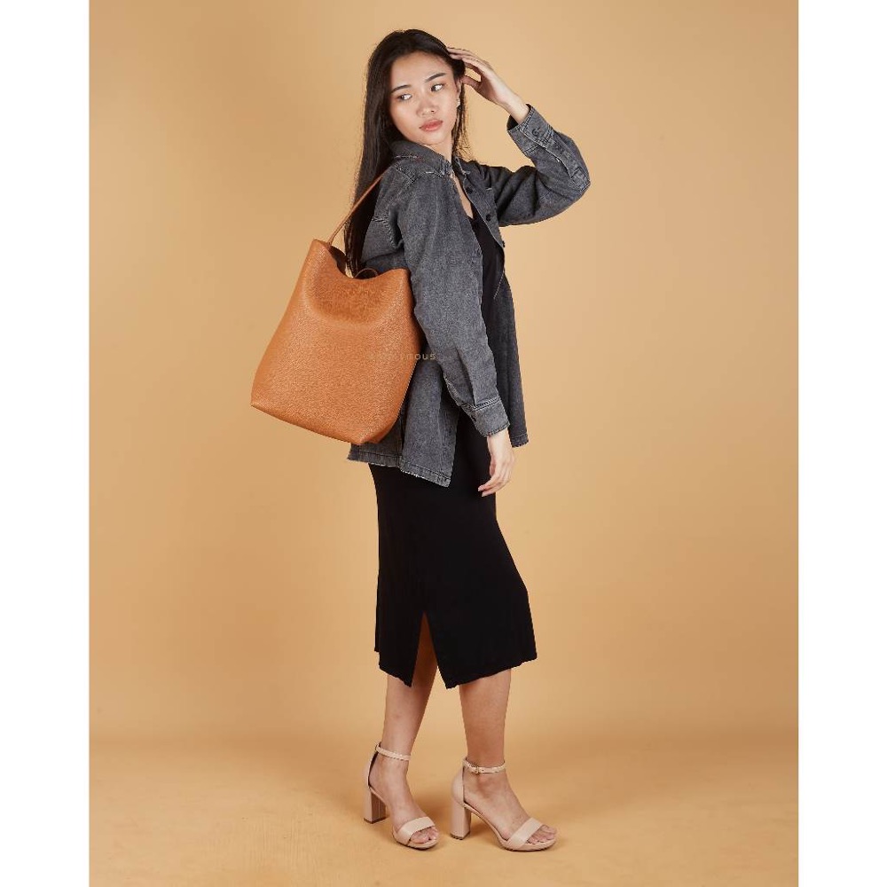 Anonymous Mica Tote Bag Large Grained Leather No Brand (Tas Kulit)