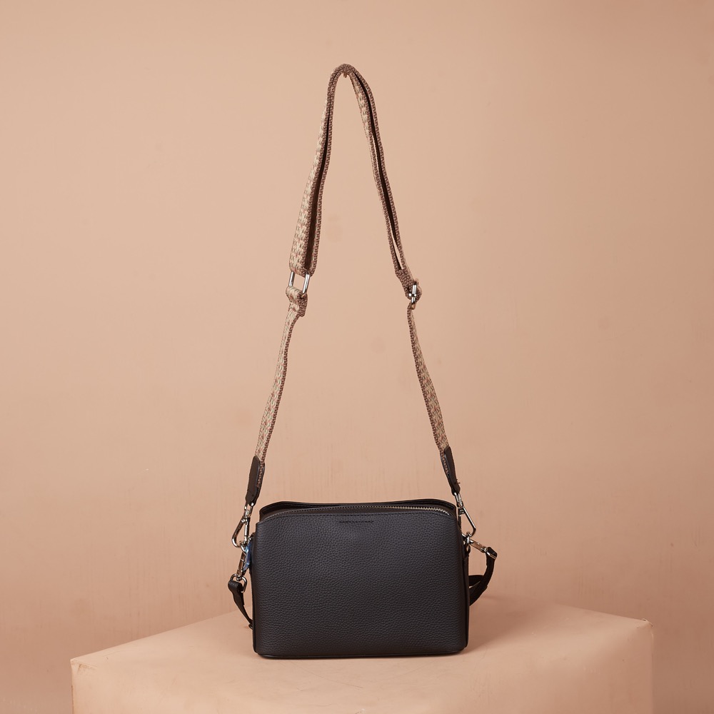 Anonymous Clara Sling Bag Double Straps Grained Leather No Brand (Tas Kulit)