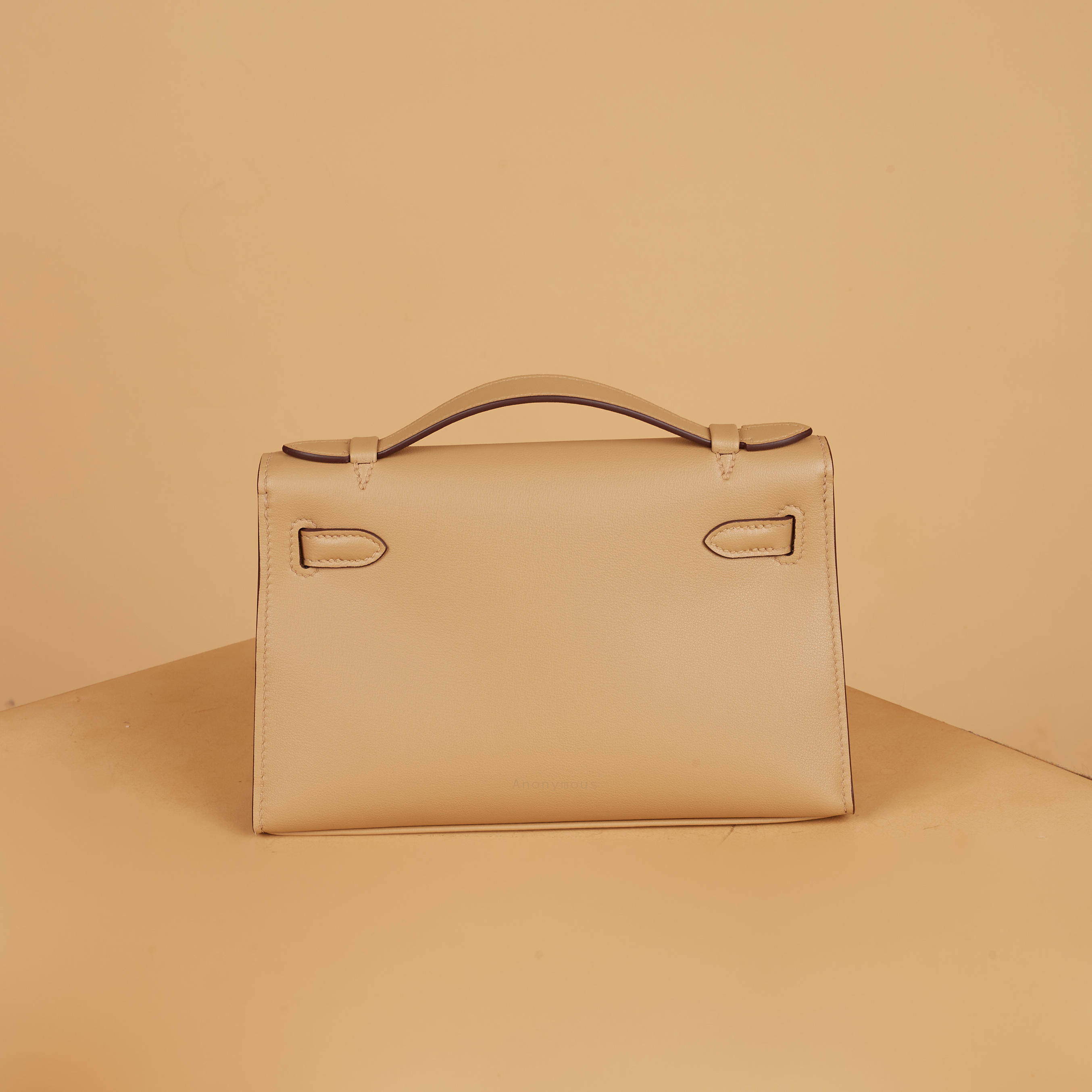 Anonymous Kylee Pochette Swift Leather